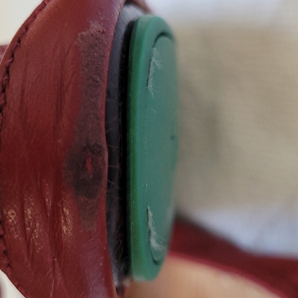 Cardinal Red Tieks - Sz 8 - Picture 9 of 16